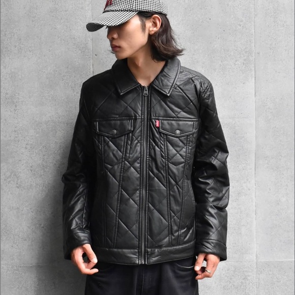 Levi's Black Quilted Shirt Jacket - Picture 3 of 9